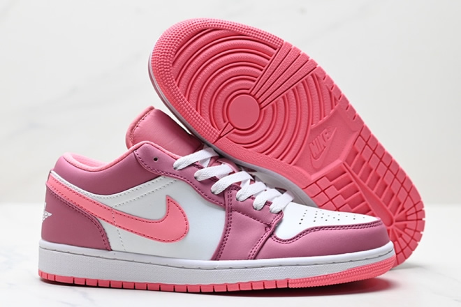 Air Jordan 1 Low 022